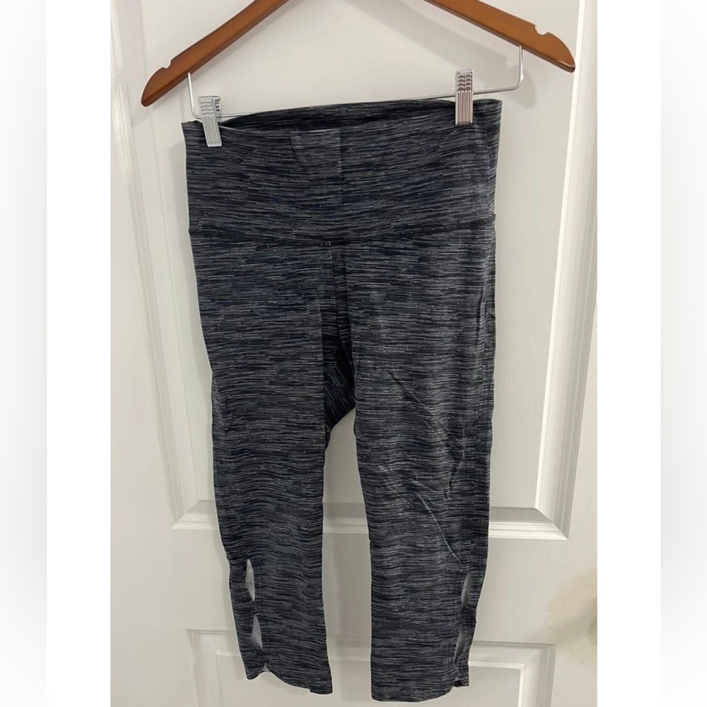 Grey aerie capri leggings